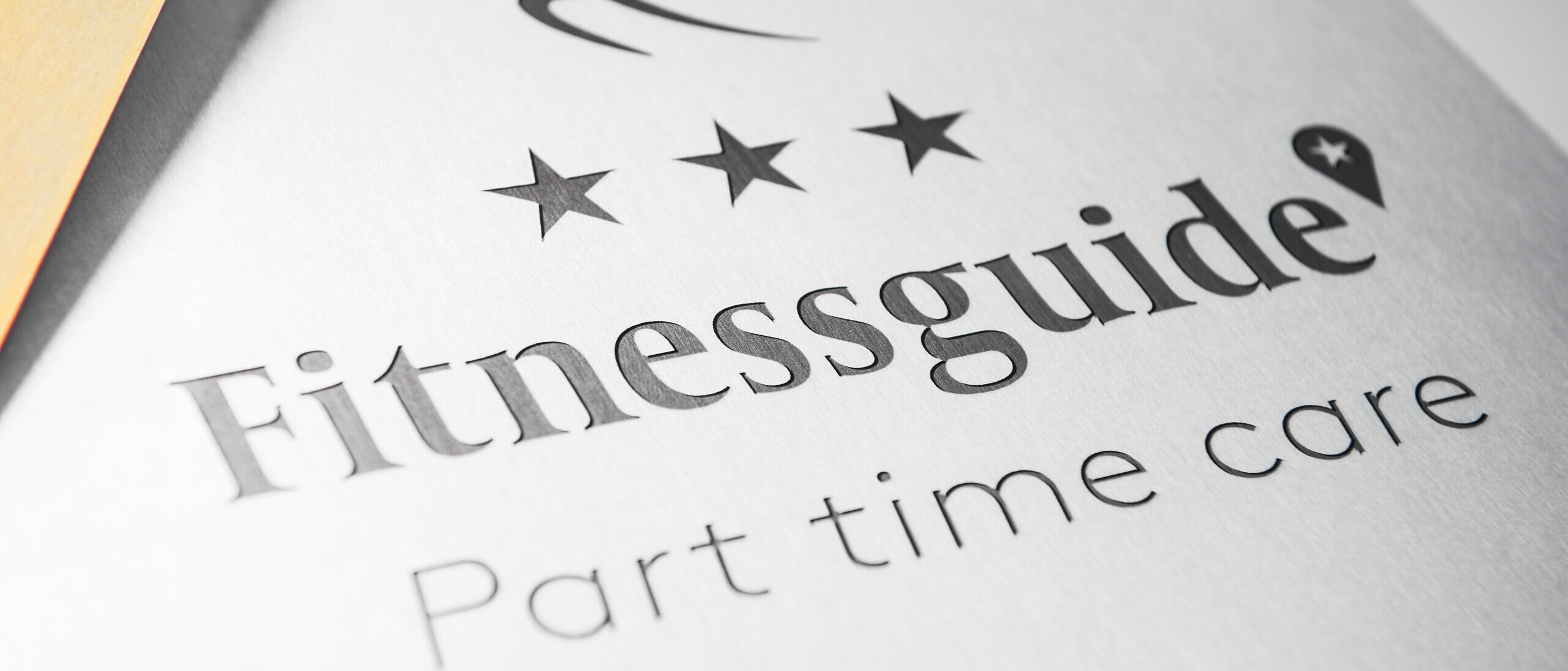 Silberplakette für die Fitnessqualifikation - Fitness Classification Schweiz. Drei Sterne Klassifikation in Silber für 