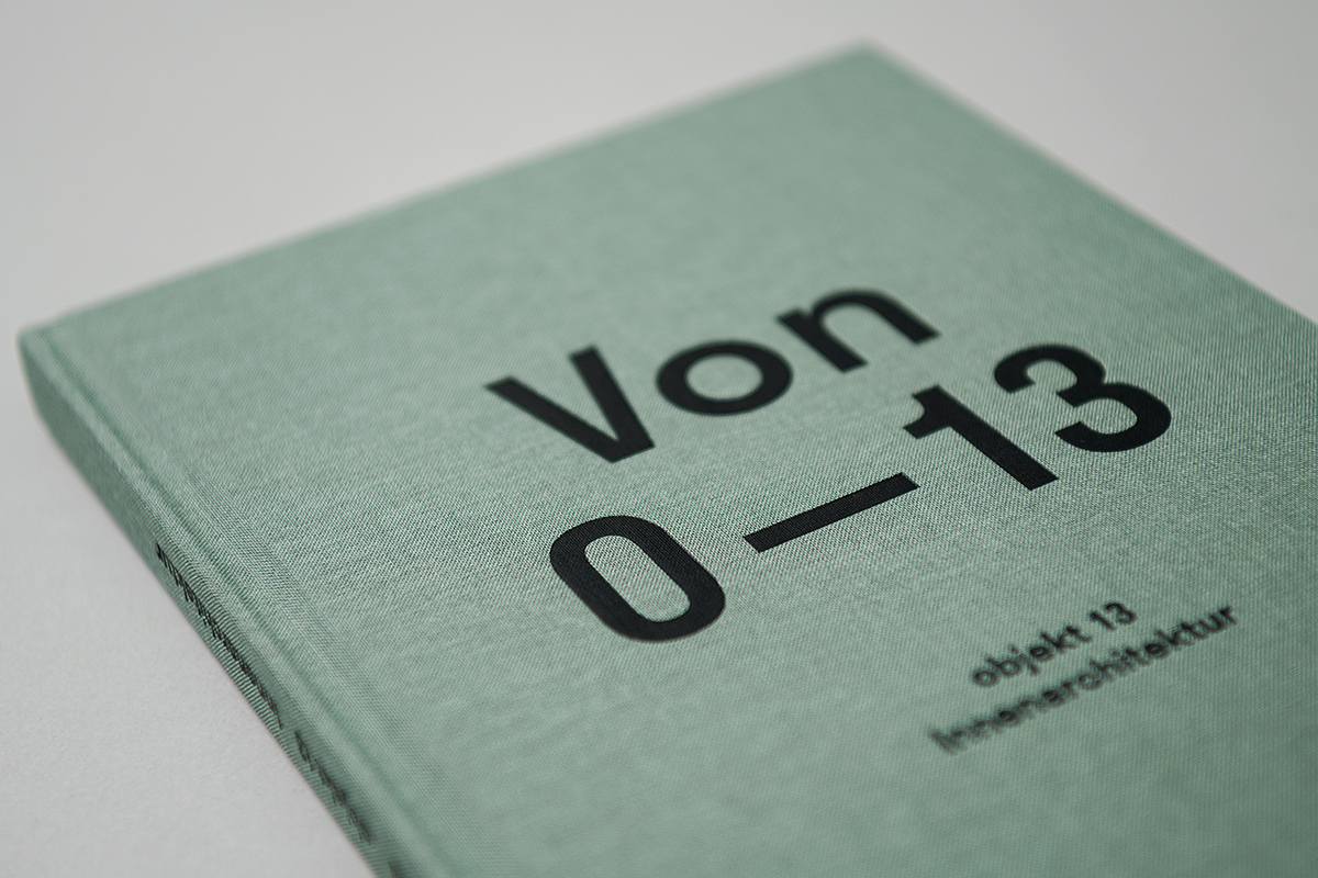 Bucheinband i olivgrün Grafikdesign Bern by exact Communication